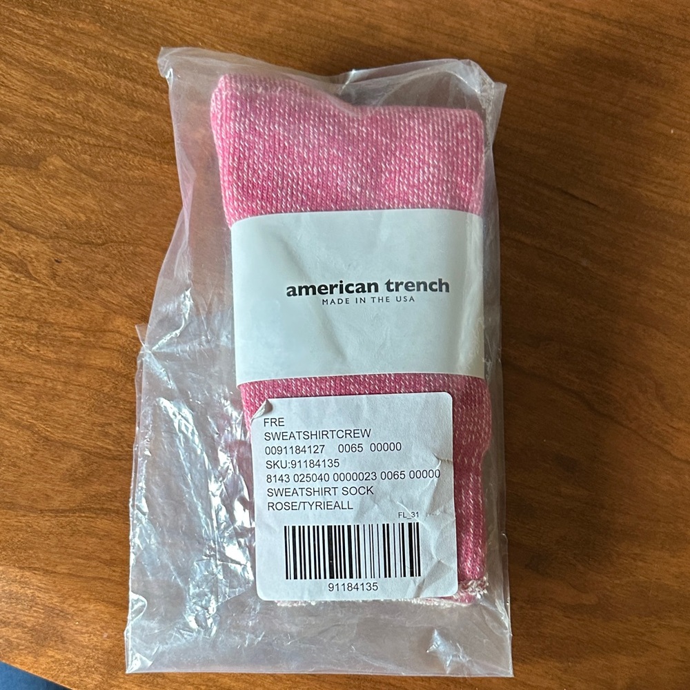 Free People American Trench Rose Sweatshirt Crew Socks NWT - Picture 3 of 9